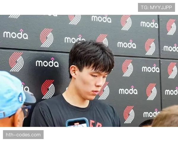 杨瀚森比赛里像冷面杀神，私下却迷上了烧烤摊？